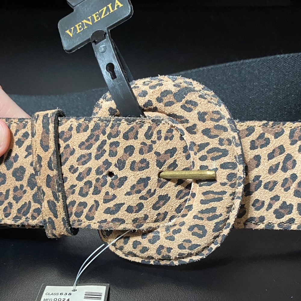 Venezia Animal Print Belt - Black and Tan plus size 26/28 stretchable - Picture 4 of 11